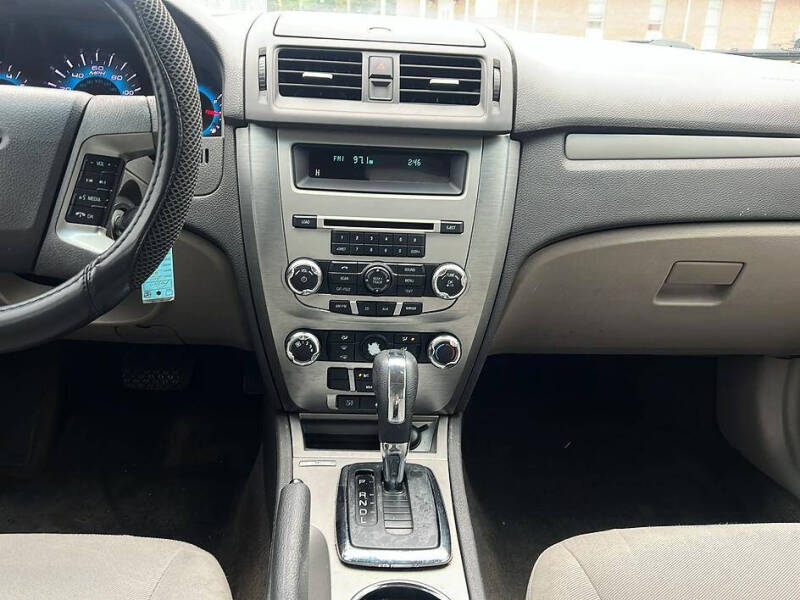 2011 Ford Fusion SE