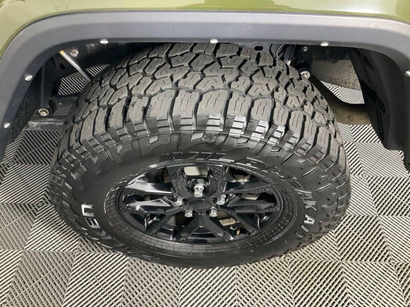 2022 Jeep Gladiator Sport