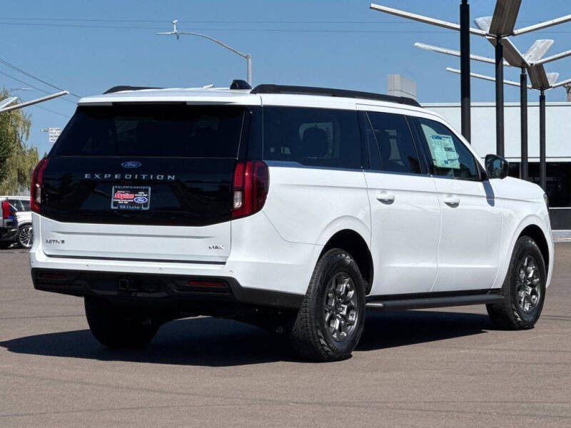 2025 Ford Expedition MAX Active