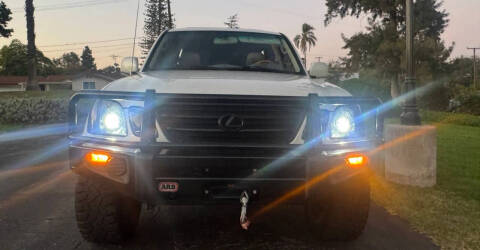2004 Lexus LX 470