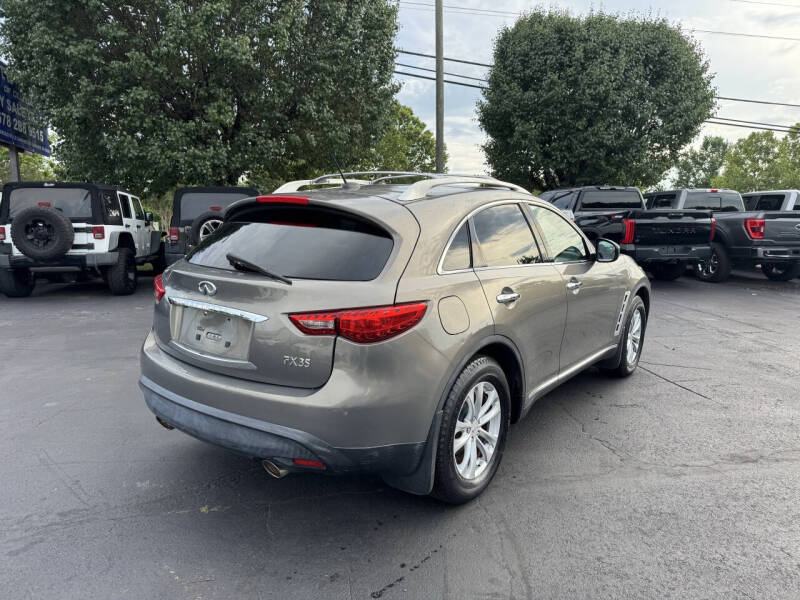 2010 Infiniti FX35