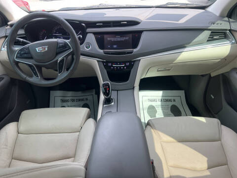 2017 Cadillac XT5 Luxury