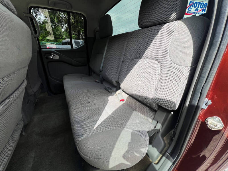 2017 Nissan Frontier SV