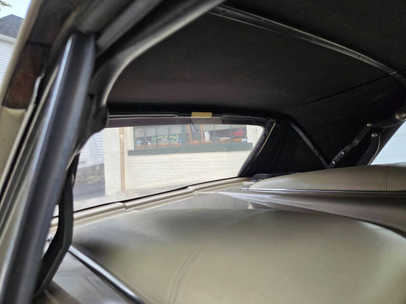 1966 Ford Thunderbird