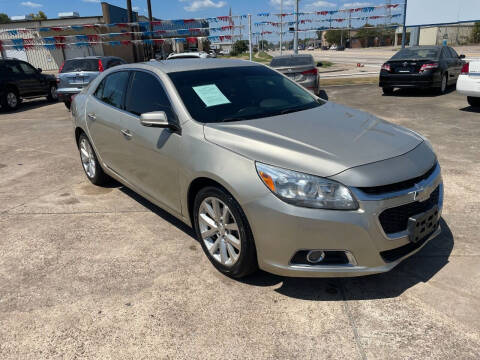 2015 Chevrolet Malibu for sale at AMERICAN AUTO COMPANY in Beaumont TX