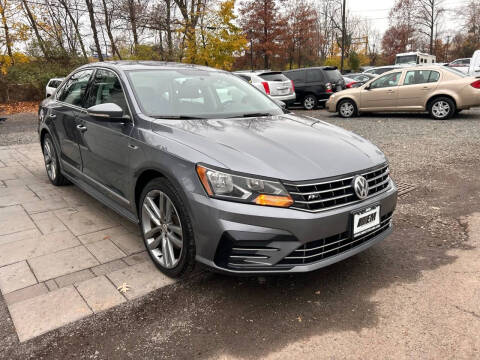 2017 Volkswagen Passat 1.8T R-Line