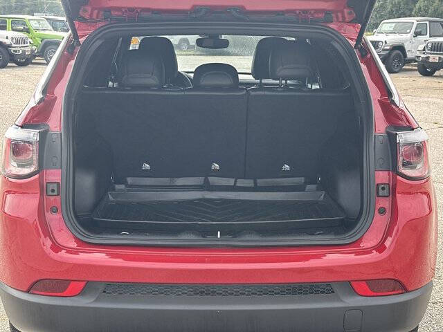 2023 Jeep Compass Latitude Lux