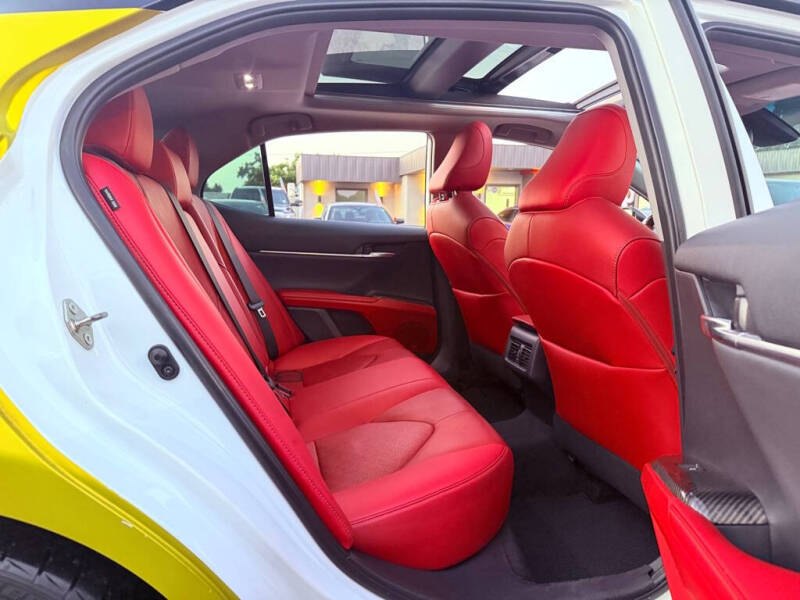 2020 Toyota Camry XSE