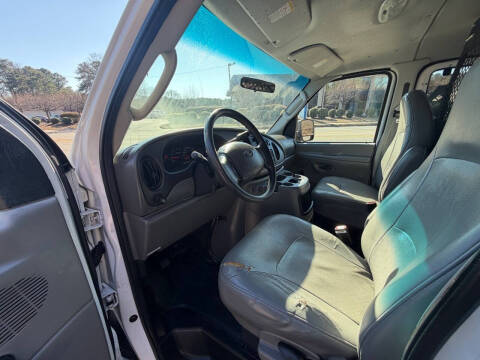 2005 Ford E-Series