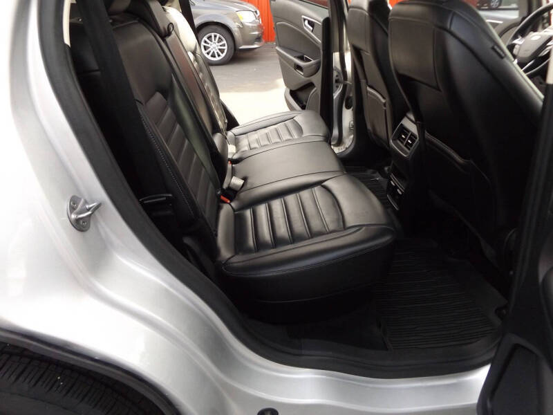 2017 Ford Edge SEL