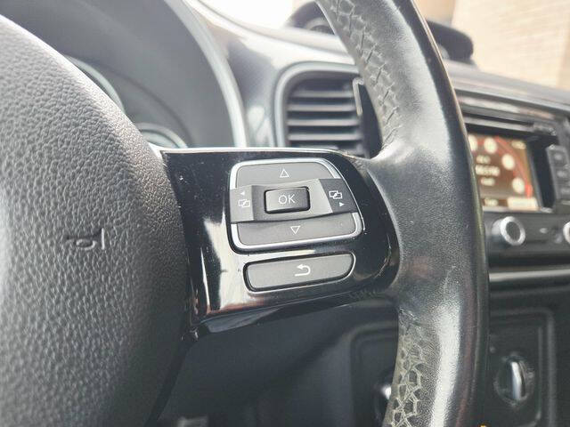 2013 Volkswagen Beetle Convertible