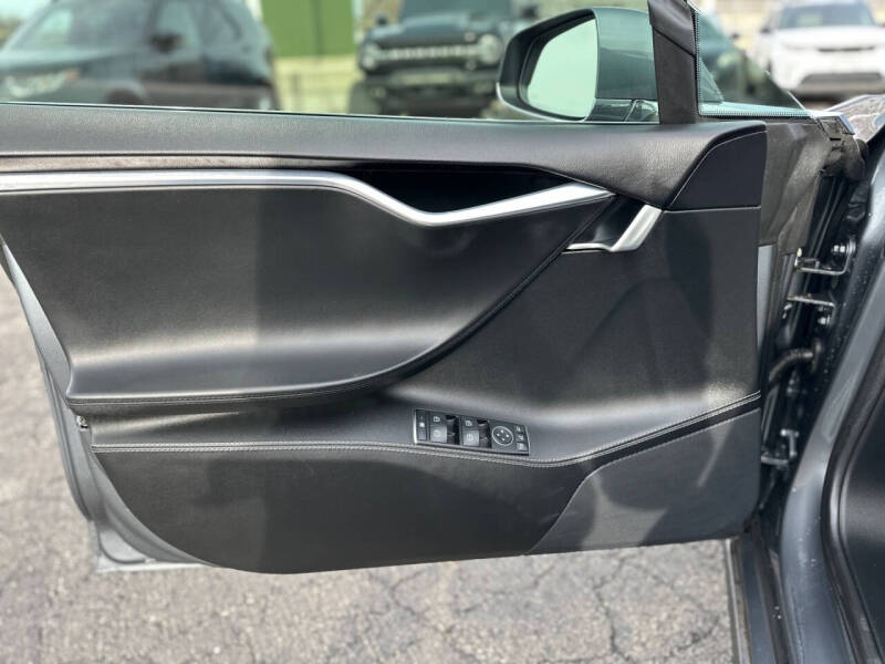 2014 Tesla Model S 85