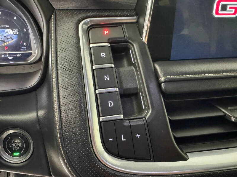 2022 GMC Yukon XL SLT