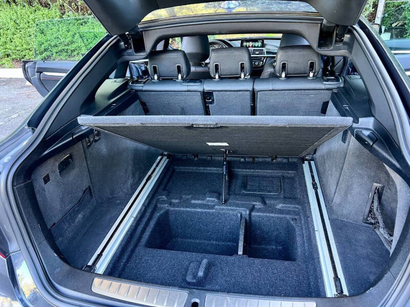 2017 BMW 3 Series 330i xDrive Gran Turismo