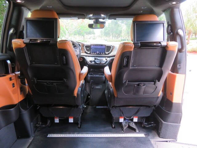 2022 Chrysler Pacifica Pinnacle