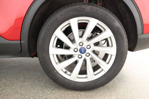 2022 Ford Escape Hybrid Titanium