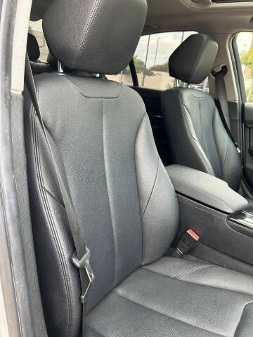 2015 BMW 3 Series 328i