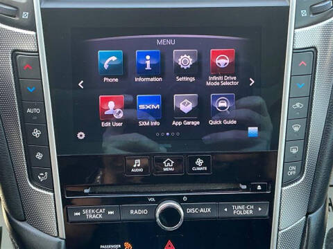 2015 Infiniti Q50