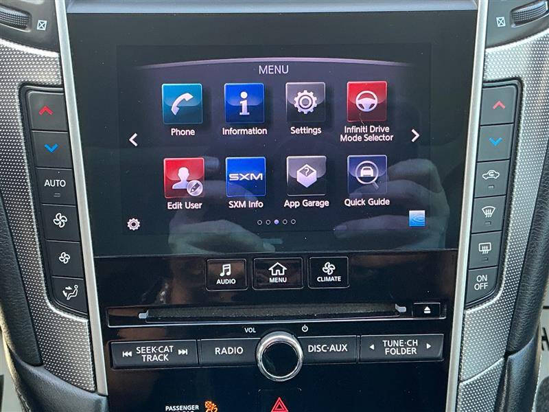 2015 Infiniti Q50