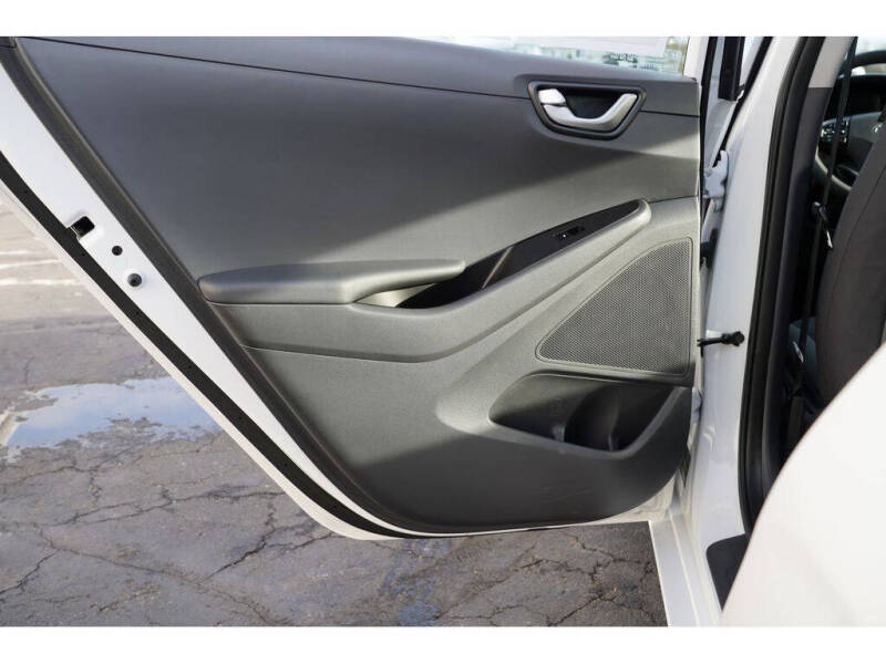 2019 Hyundai Ioniq Hybrid Blue