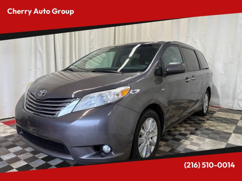 2016 Toyota Sienna XLE 7-Passenger
