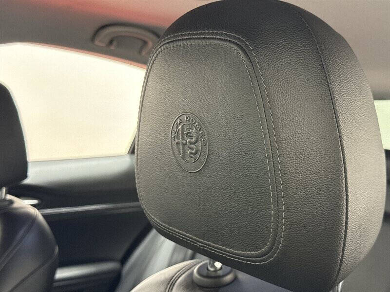 2020 Alfa Romeo Stelvio Sport