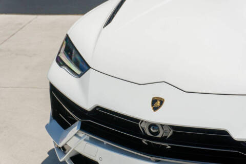2023 Lamborghini Urus S