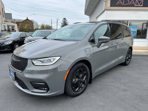 2021 Chrysler Pacifica Hybrid for sale at ADAM AUTO AGENCY in Rensselaer NY