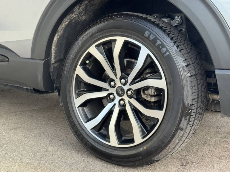 2022 Ford Explorer ST-Line