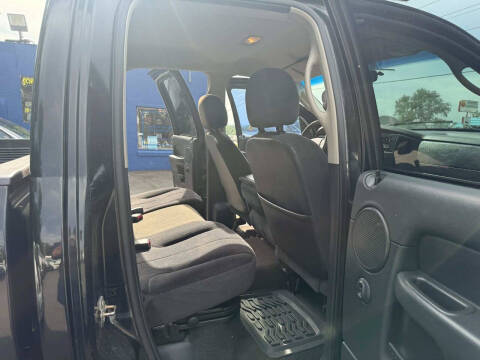 2004 Dodge Ram 1500 SLT