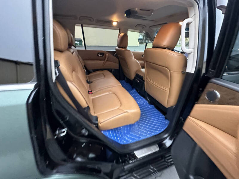 2016 Infiniti QX80