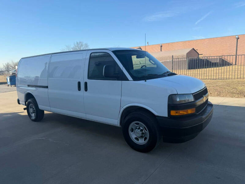 2023 Chevrolet Express 2500