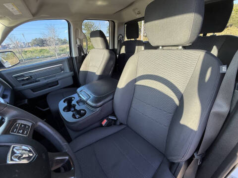 2019 RAM 1500 Classic SLT