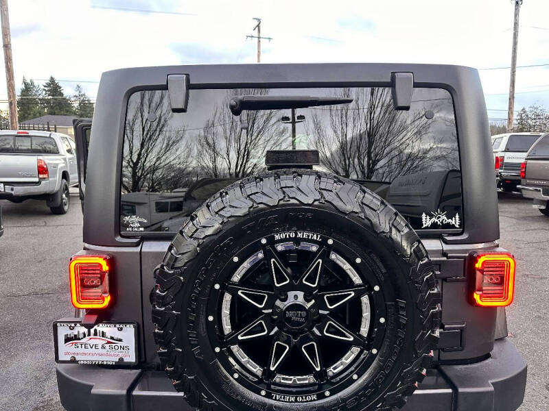 2016 Jeep Wrangler Unlimited Sahara