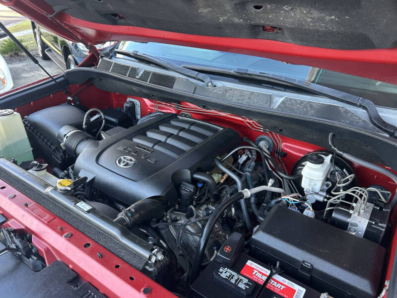 2017 Toyota Tundra SR5