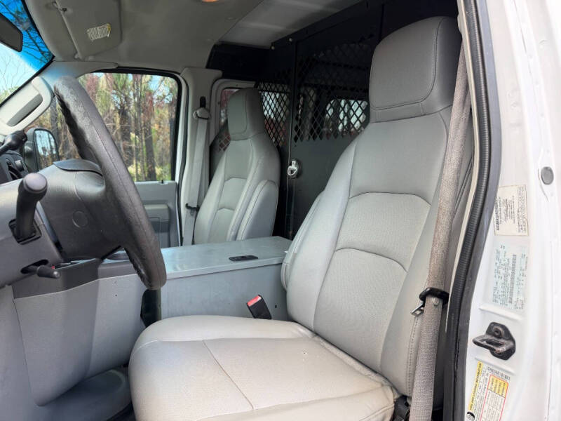 2009 Ford E-Series E-350 SD