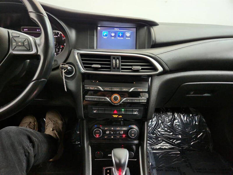 2018 Infiniti QX30 Luxury