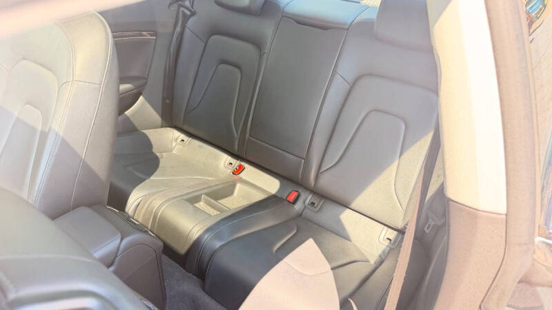 2011 Audi A5 2.0T quattro Premium Plus