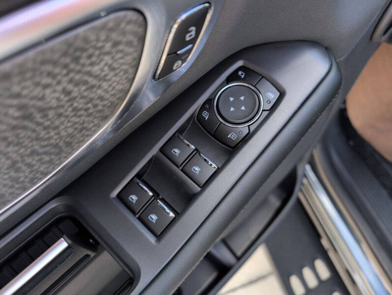 2025 Ford Expedition Tremor