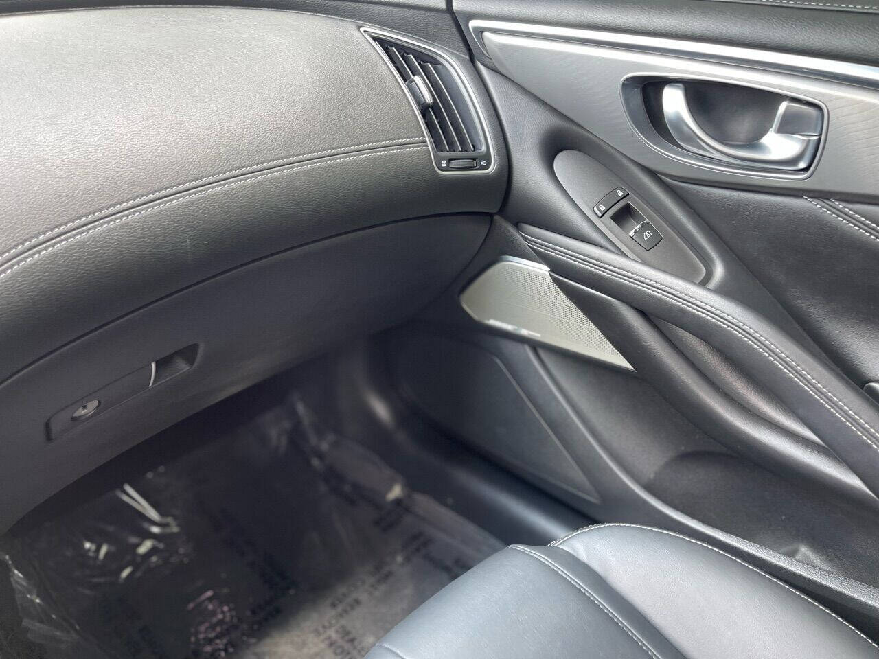 2018 Infiniti Q60  - $20,405