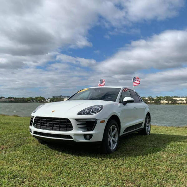 New Porsche Cayenne Pompano Beach FL