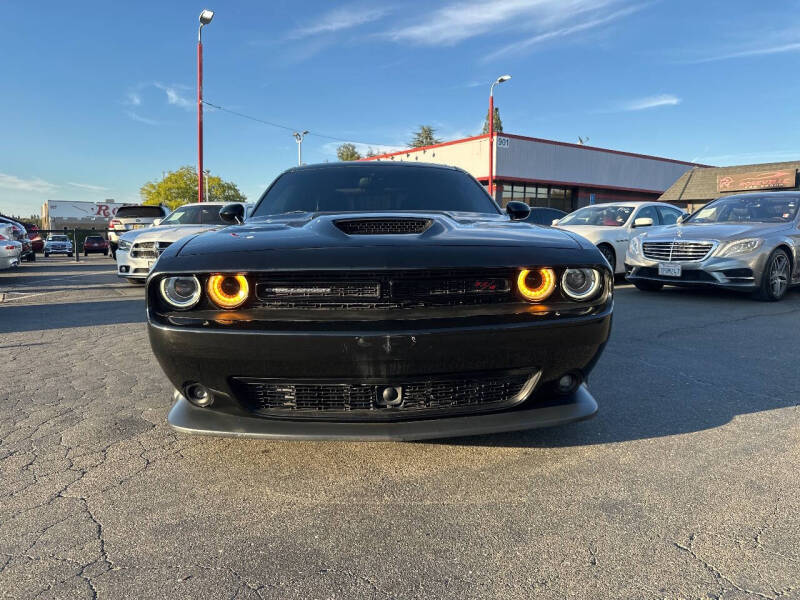 2016 Dodge Challenger R/T Scat Pack