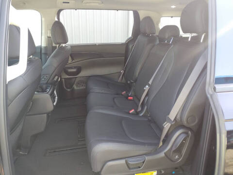 2025 Kia Carnival SX