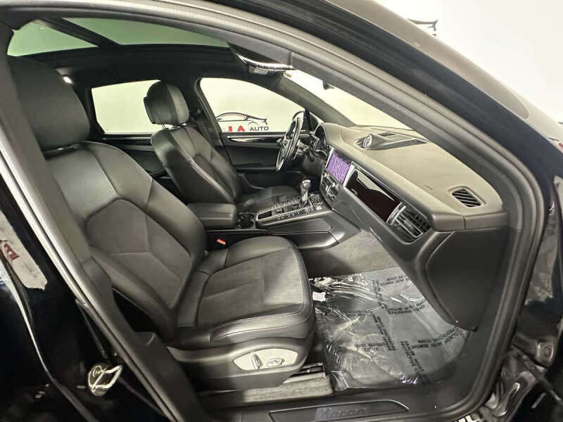 2019 Porsche Macan
