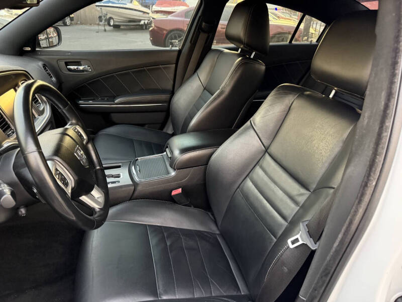 2012 Dodge Charger R/T Max