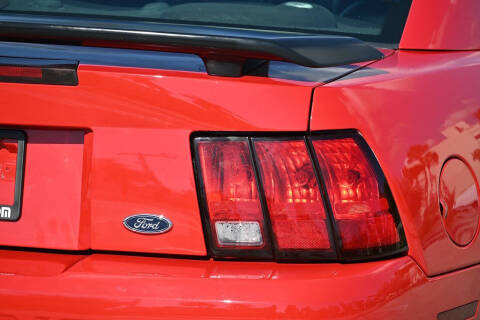 2004 Ford Mustang Mach 1 Premium