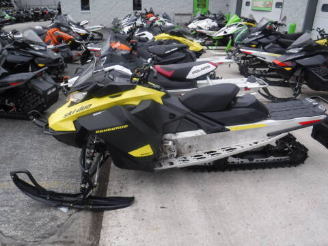 2021 Ski-Doo Renegade® Sport Rotax