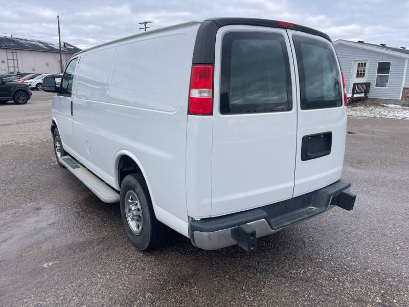 2020 Chevrolet Express 2500