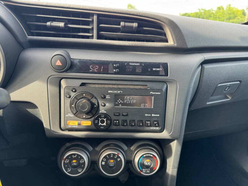 2012 Scion tC