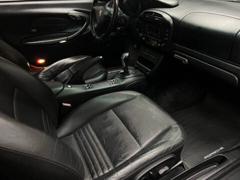 2002 Porsche 911 Carrera 4